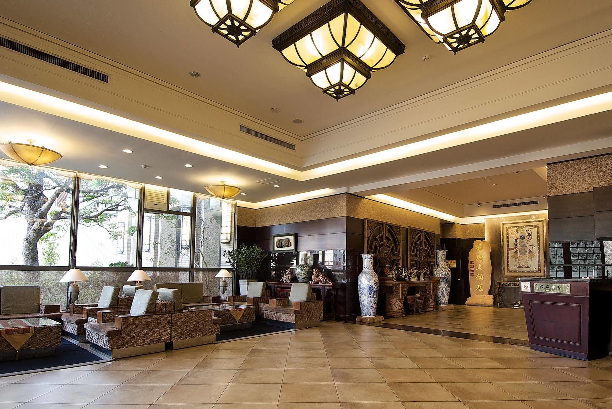 Jia Hsin Garden Hotel Tajnan Kültér fotó